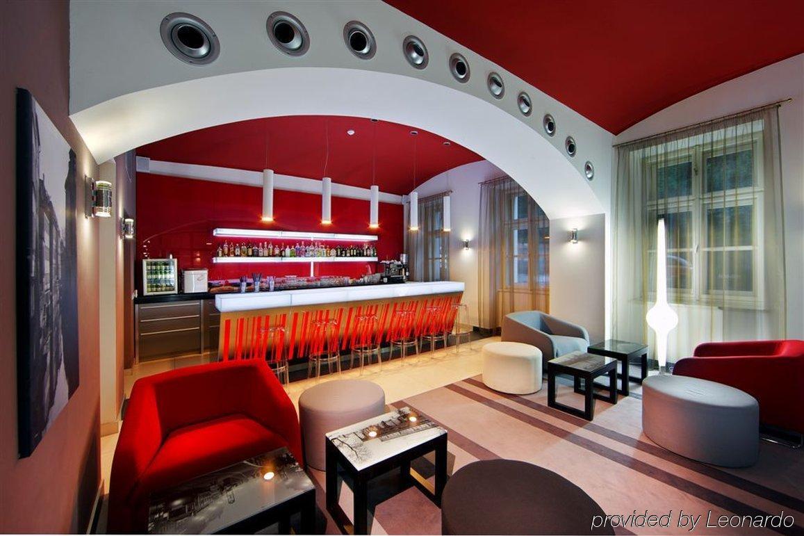 Red & Blue Design Hotel Πράγα Εστιατόριο φωτογραφία